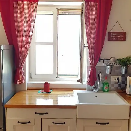 Kristina * Podgora (Split-Dalmatia)