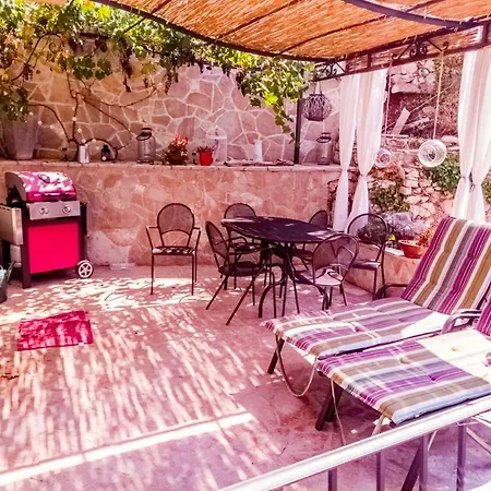 Kristina * Podgora (Split-Dalmatia)